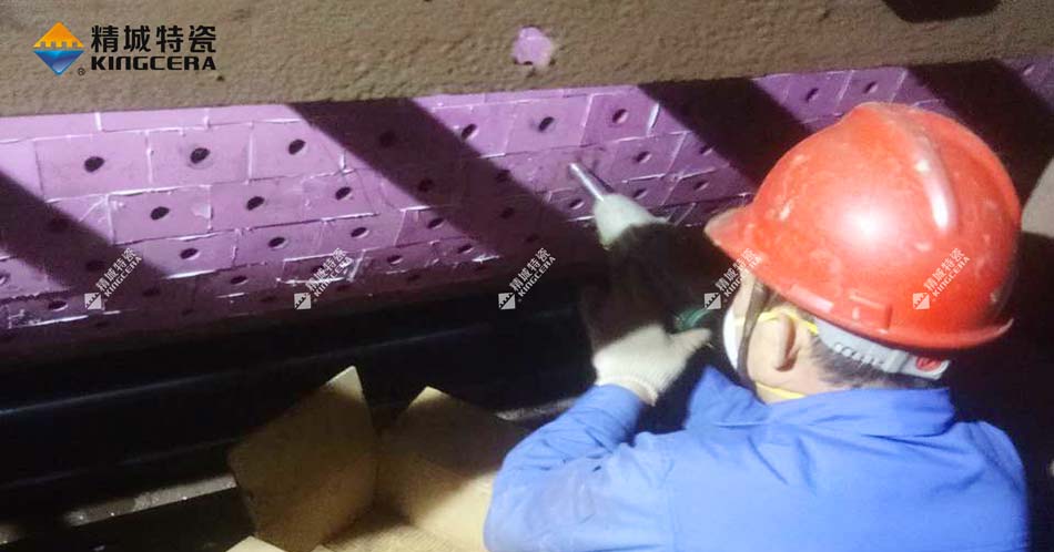 头号玩家官网牌新型耐磨陶瓷布料机圆辊使用成效